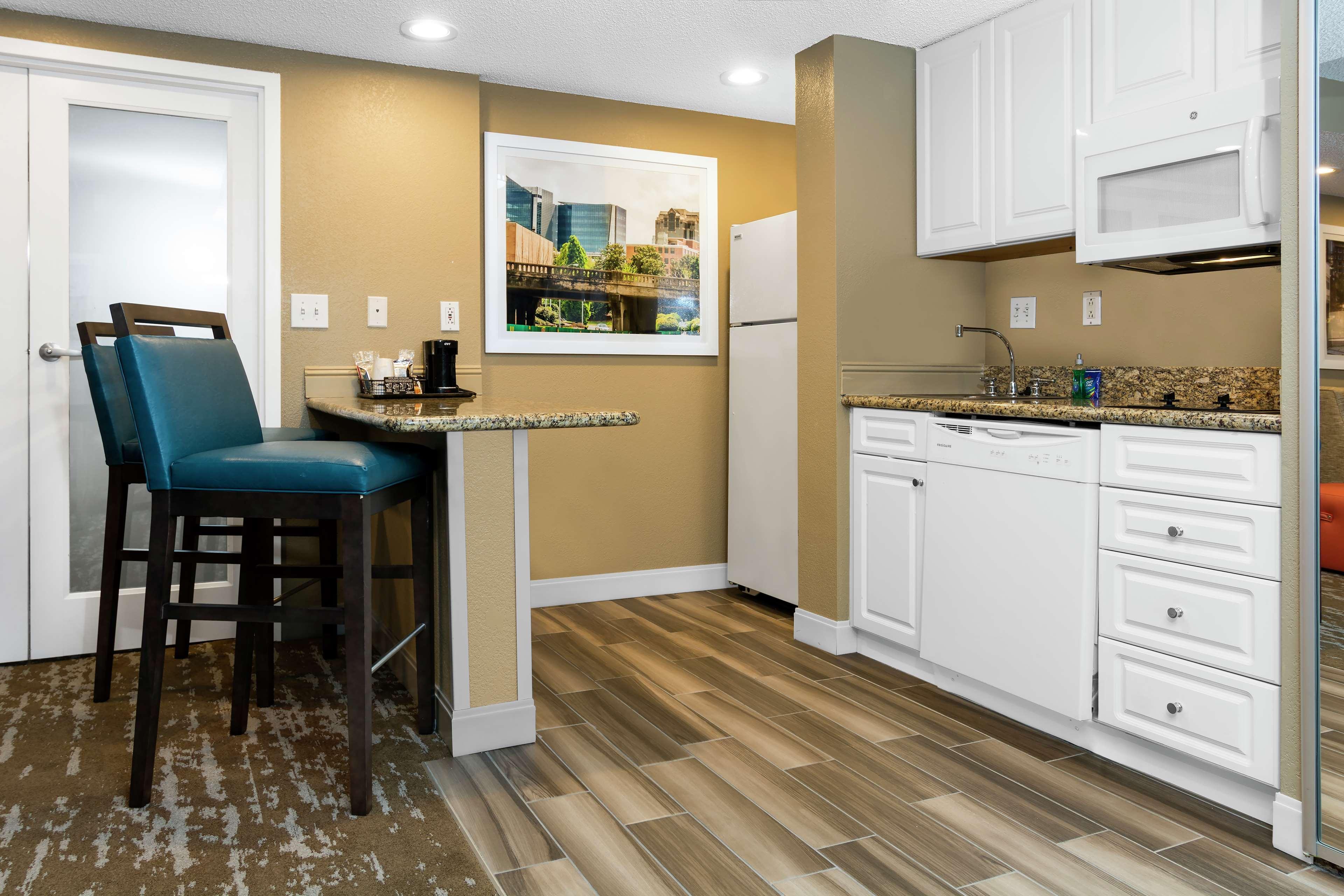 Hampton Inn & Suites Raleigh Cary Lenovo Center Ngoại thất bức ảnh