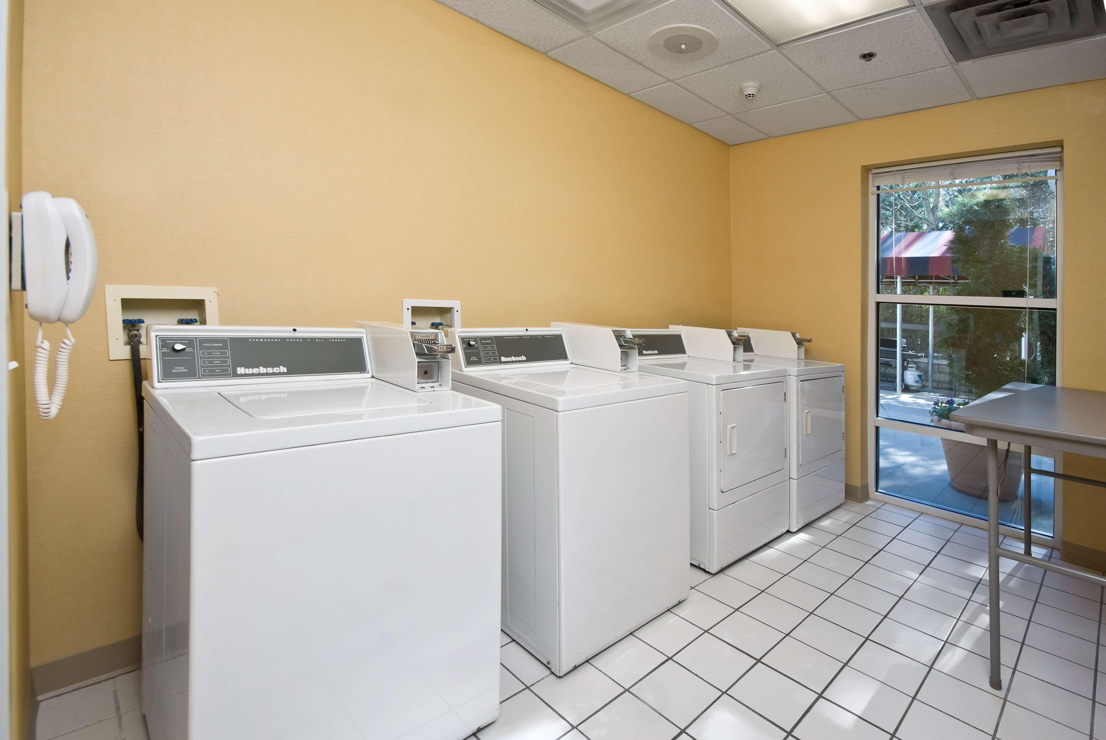 Hampton Inn & Suites Raleigh Cary Lenovo Center Ngoại thất bức ảnh