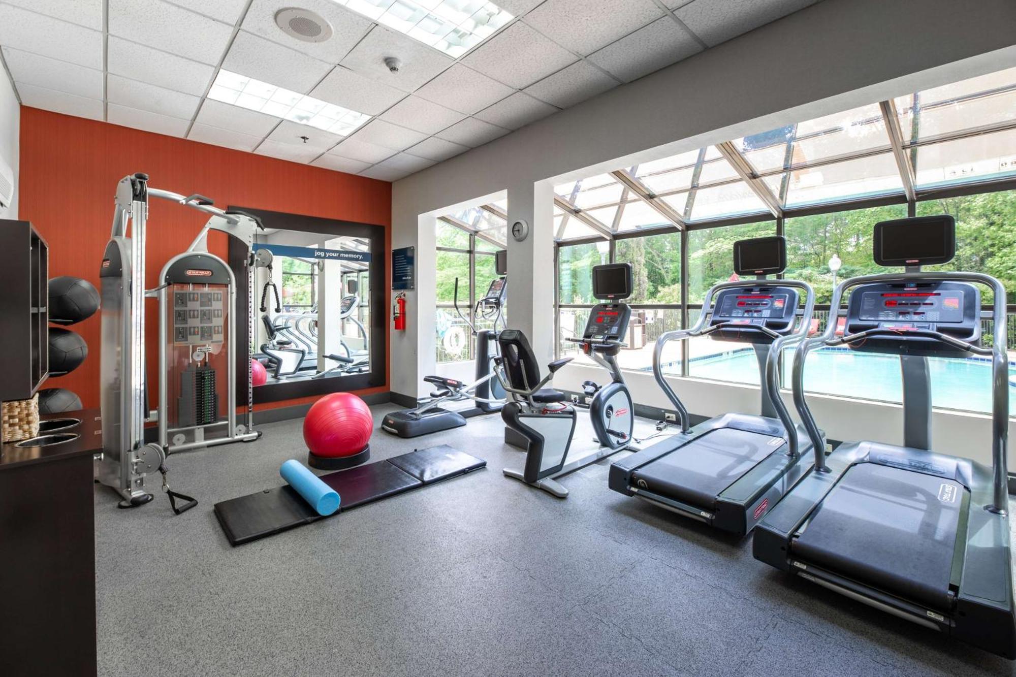 Hampton Inn & Suites Raleigh Cary Lenovo Center Ngoại thất bức ảnh