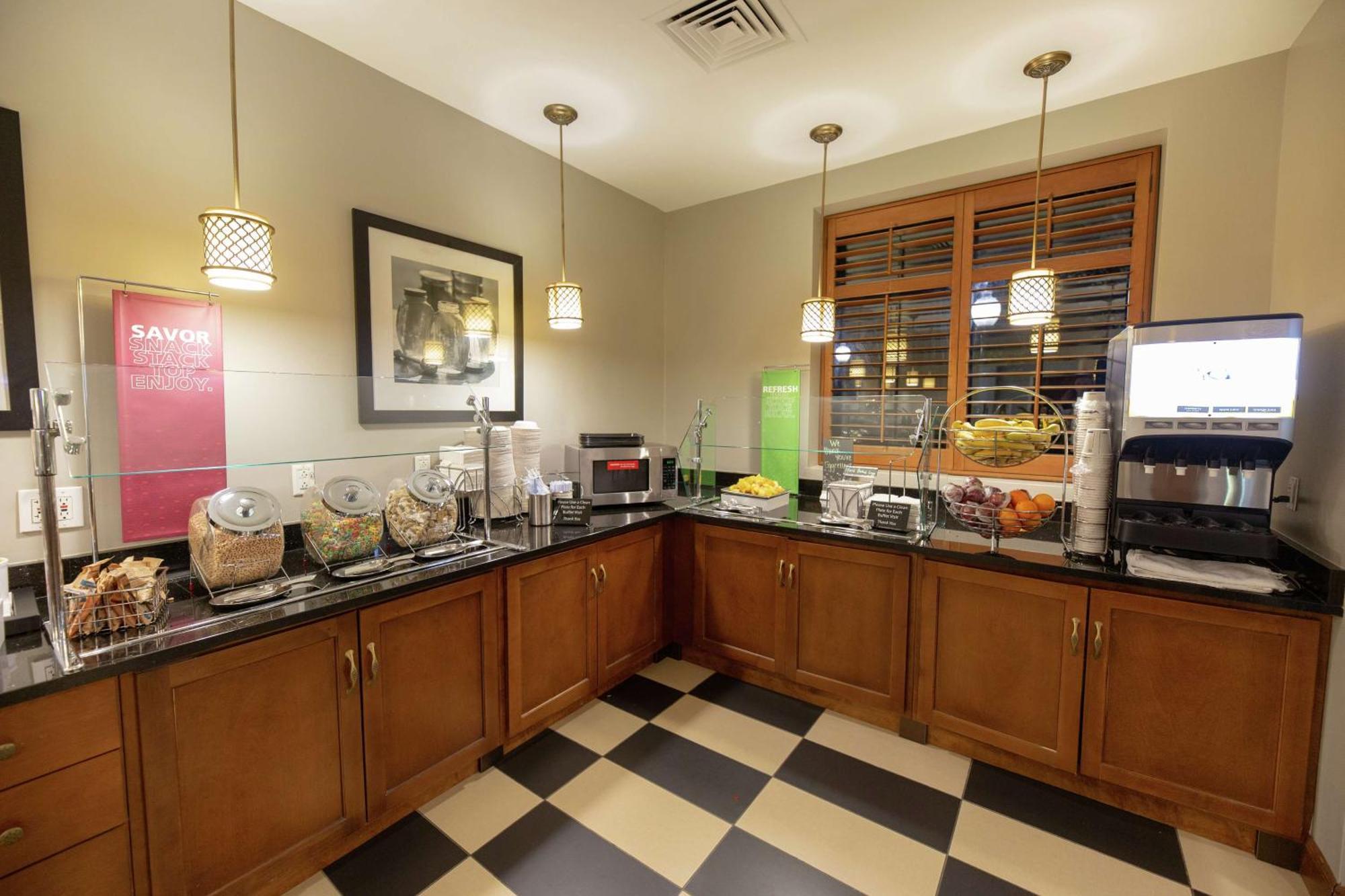 Hampton Inn & Suites Raleigh Cary Lenovo Center Ngoại thất bức ảnh